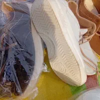 کفش|کیف، کفش، کمربند|خسروشاه, |دیوار