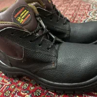 کفش کار ایمنی|کیف، کفش، کمربند|هشتگرد, شهرک وحدت|دیوار