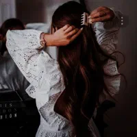 شاگرد آرایشگاه