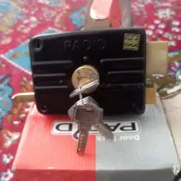 قفل درب حیاط