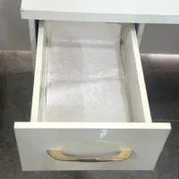 میز ناخن در حد نو ، جنس فایبرگلاس|آرایشگاه و سالنهای زیبایی|ابهر, |دیوار