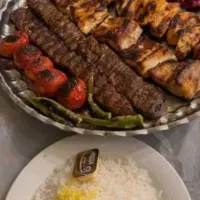 به یک همکار  در غذاخوری نیازمندیم