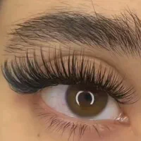 اکستنشن مژه و لیفت ابرو با متریال برند