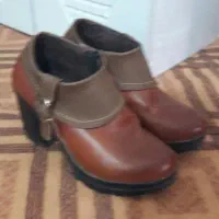 پوتین و کفش مجلسی سایز۳۷|کیف، کفش، کمربند|صحنه, |دیوار