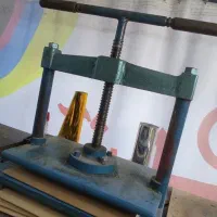 2 دستگاه پرس صحافی|ماشین‌آلات صنعتی|کرج, دانشگاه آزاد|دیوار