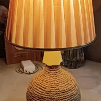 چراغ خواب|چراغ خواب و آباژور|میانه, |دیوار