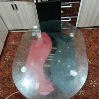 میز نهارخوری بدون صندلی