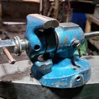 گیره رومیزی مینیاتوری دوفک|ابزارآلات|اشنویه, |دیوار