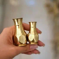 پخش نمک پاش های برنزی و نقاشی برنز