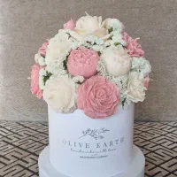 باکس  گل شمع هدیه ی ترند این روزها