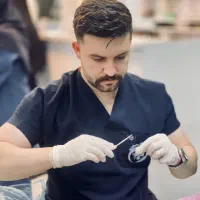 انجام خدمات پرستاری درمنزل(سرم تراپی ودرمانگر زخم)|خدمات آرایشگری و زیبایی|برازجان, |دیوار