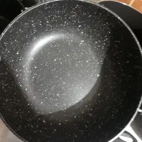 قابلمه و پایه قابلمه و سینی و اسپند دود کن برقی|ظروف پخت‌وپز|قزوین, |دیوار