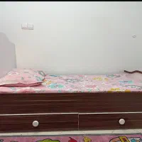 تخت نوجوان|تخت و سرویس خواب|تهران, دریاچه شهدای خلیج فارس|دیوار
