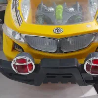 ماشین دو موتوره.کنترل دار.شارژی|اسباببازی بچه|شاهینشهر, شهرک ردانی پور|دیوار