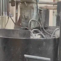 تعدادی دستگاه اتومات و نیمه اتومات بلوکه زنی برا