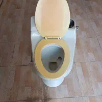 توالت فرنگی دست دوم سالم، فلاش‌تانک دار در مهاباد|لوازم سرویس بهداشتی|مهاباد (آذربایجان غربی), |دیوار