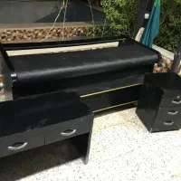 میز و صندلی و دراور