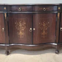 کنسول  به همراه آئینه بسیار زیبا و جادار