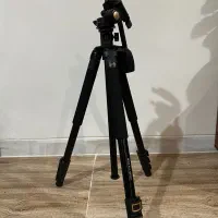 سه پایه دوربین عکاسی