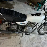 متور ۱۲۵پارکینگی تمیز تمیز انجین‌ تاره تعمیر|موتورسیکلت|لیکک, |دیوار