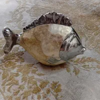 ساعت آنتیک ومجسمه وسوریه ای