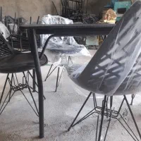 صندلی پایه چوبی سبز|کافیشاپ و رستوران|یزد, |دیوار