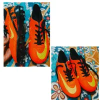 کفش فوتبال (استوک دار)