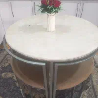 میز نهار خوری کم جا