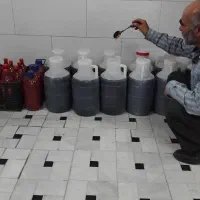شیره فرهان|خوردنی و آشامیدنی|قم, چهل درخت‎|دیوار