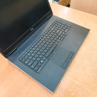 DELL CORE i7 گرافیک مجزا شش گیگ|رایانه همراه|قم, صفائیه|دیوار