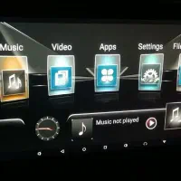 مانیتور خودرو