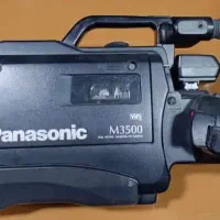 دستگاه مونتاژ فیلمبرداری قدیمی ویک عدد دوربین ۳۵۰۰|دوربین عکاسی و فیلم‌برداری|نور, |دیوار