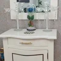 کنسول همراه ایینه شمعدان