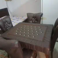 میز غذاخوری
