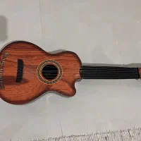 گیتار اسباب بازی سالم