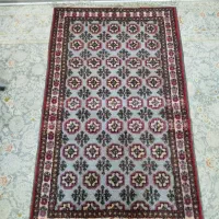 قالی دست بافت.  سالم بدونی پاره گی