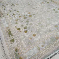 تعدادی فرش ۱۲ متری ۱۲۰۰ شانه زیر قیمت (حراج)