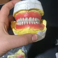 منشی مطب دنداپزشکی