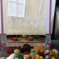 نخ و نقشه گل و گلدان نیمه کاره