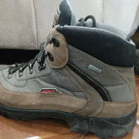 کفش کوهنوردی