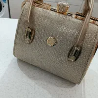 کیف کلاه شال گردن کفش|کیف، کفش، کمربند|قم, شاه سید علی|دیوار