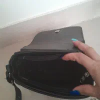 کیف مشکی اولی نو 150....دومی درحدنو 100سومی نو 100|کیف، کفش، کمربند|شهریار, فرارت|دیوار