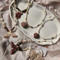 گردنبند های دریایی میکرومکرومه