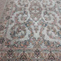 تعداد۵تخته فرش ۳تا۶متری و۲تاقالیچه گل برجسته