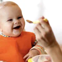 پرستار و همیار مادر