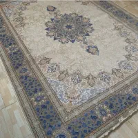 فرش کهربا فیلی دودی کد۱۵۰۰۲ در نمایشگاه|فرش|شیراز, لاله|دیوار