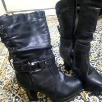 بوت چرم سایز 38