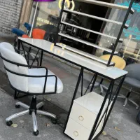 تخت و صندلی مژه|آرایشگاه و سالن‌های زیبایی|کاشان, الغدیر|دیوار