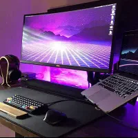 تعمیرات کامپیوتر و لپ تاپ ( نصب ویندوز و.) محل شما