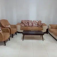 مبل راحتی 7نفره با جلو مبلی ومیز عسلی
